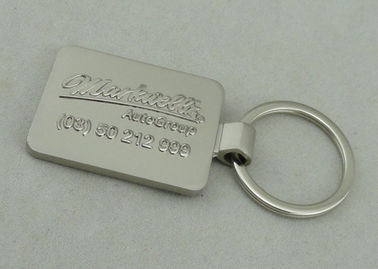 2.5mm Auto Promotiekeychain de Matrijzenafgietsel van de Zinklegering met Nevelig Zilveren Plateren