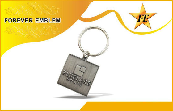 Het Zinklegering Vierkante Promotiekeychains van het emailijzer voor Verjaardagsgiften