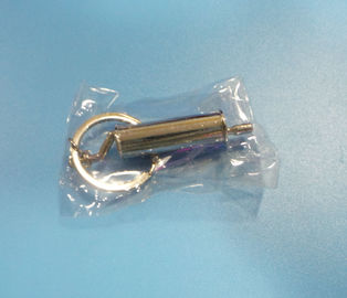 Zinklegering/van de Auto Zeer belangrijke Keychains van de Messingsuitlaatpijp de Sleutelringhouder
