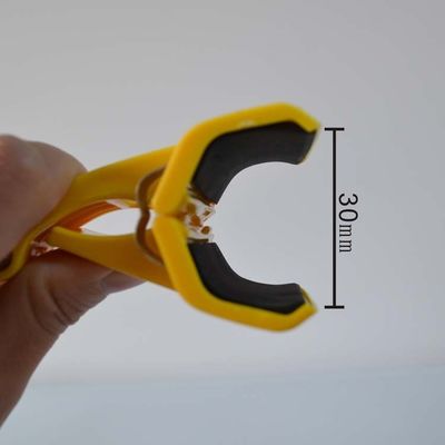 De plastic Klem van de Prijskaartjehouder